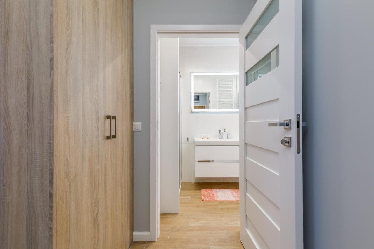 Apartment Rybacka With Parking&Balcony By Noclegi Renters Międzywodzie Buitenkant foto